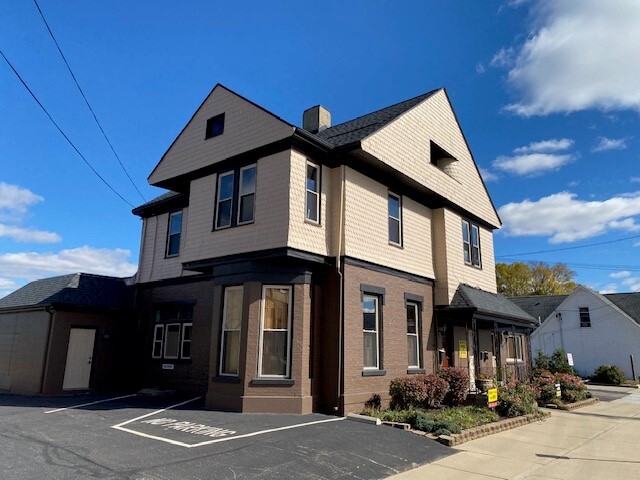 101 W Water St, Troy, OH for rent - Building Photo - Image 1 of 19