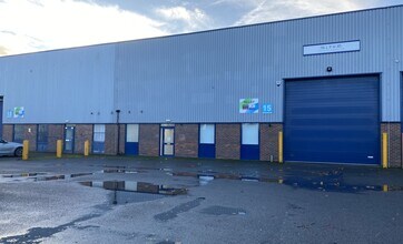 Eldon Way, Paddock Wood to rent Primary Photo- Image 1 of 4
