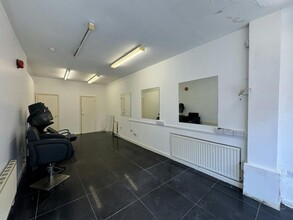 100 Stroud Green Rd, London for rent Building Photo- Image 1 of 3