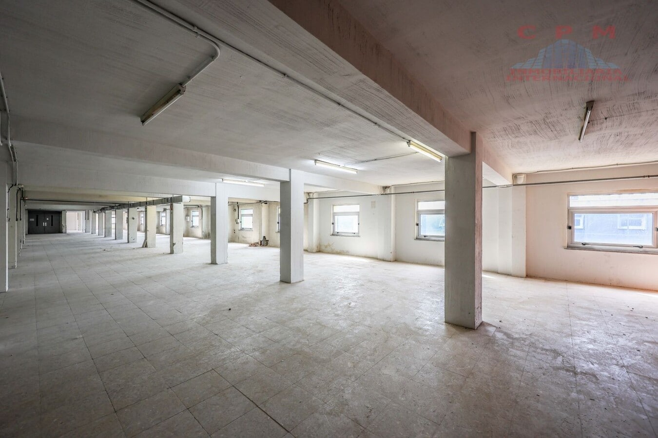 Madrid, MAD 28034 - Unit Puerta 01 -  - Interior Photo - Image 1 of 22