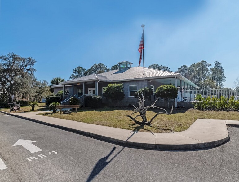 11980 SW Shiloh Rd, Cedar Key, FL for sale - Building Photo - Image 3 of 8