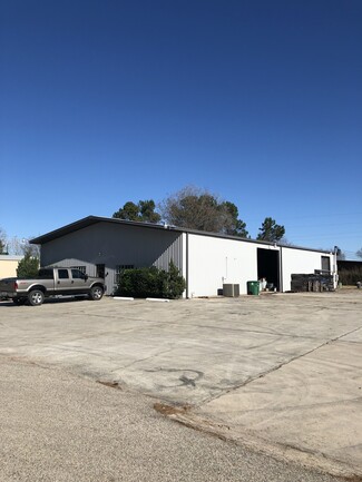 More details for 31902 Industrial Park Dr, Pinehurst, TX - Industrial for Rent