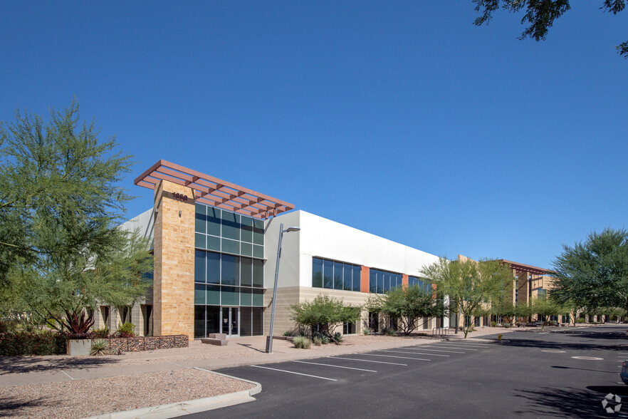 1850 W Rio Salado Pky, Tempe, AZ for rent - Primary Photo - Image 1 of 5