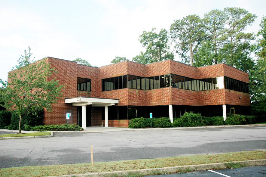 233 Business Park Dr, Virginia Beach, VA for sale - Primary Photo - Image 1 of 4