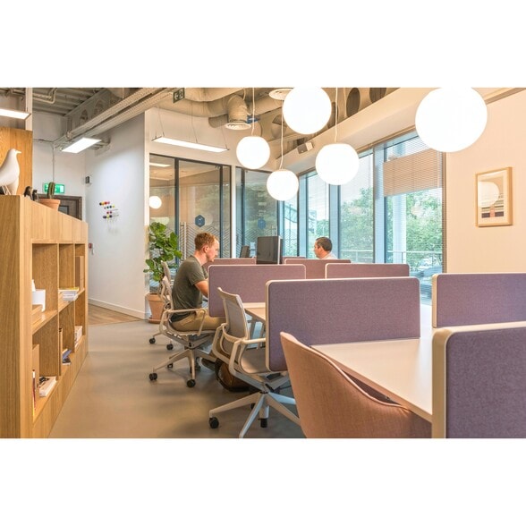 1 Concourse Way, Sheffield to rent - Building Photo - Image 2 of 9