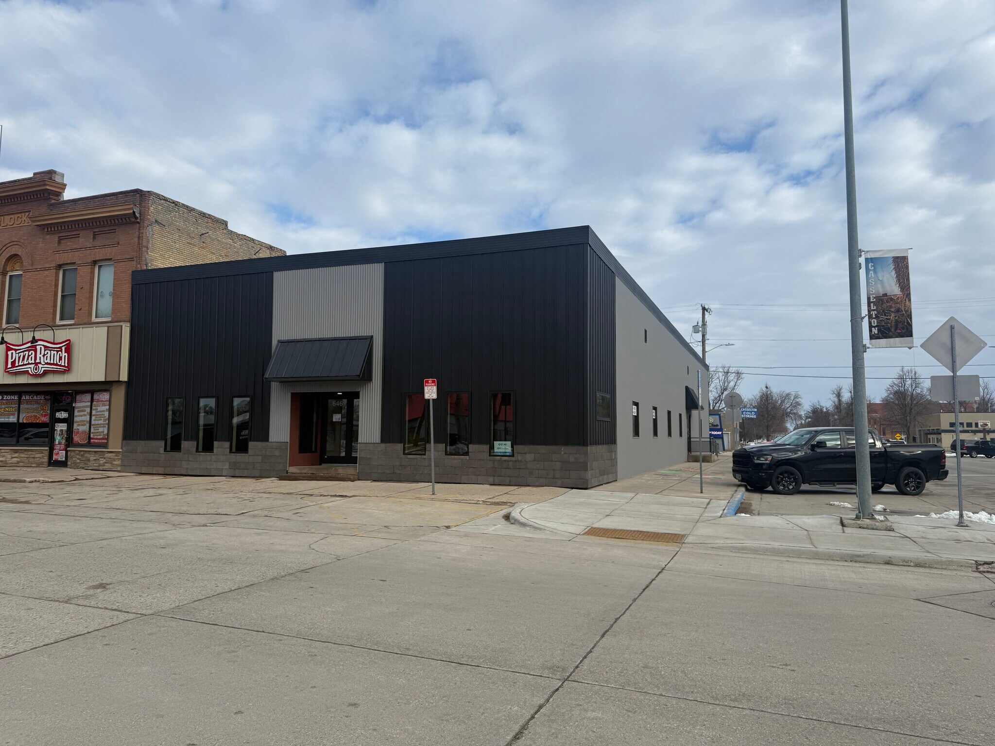 646 Front St, Casselton, ND for sale Primary Photo- Image 1 of 1