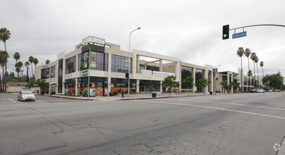 18620 Ventura Blvd, Tarzana, CA for sale Primary Photo- Image 1 of 1