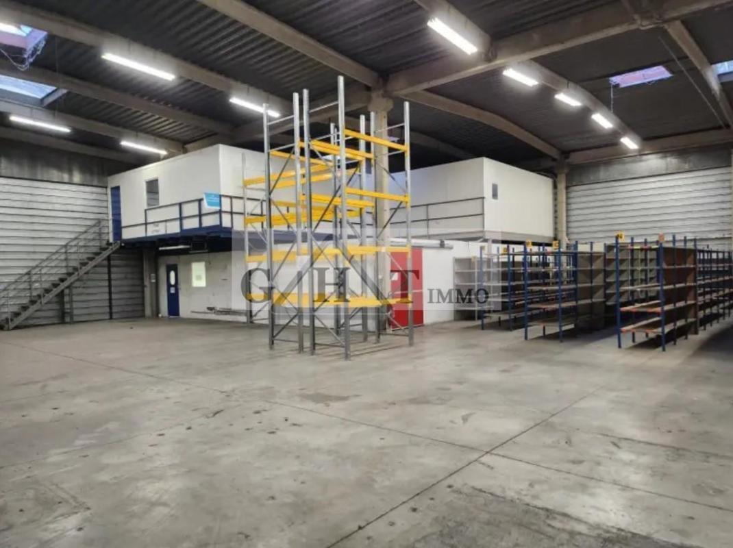Industrial in Torcy for sale Building Photo- Image 1 of 17