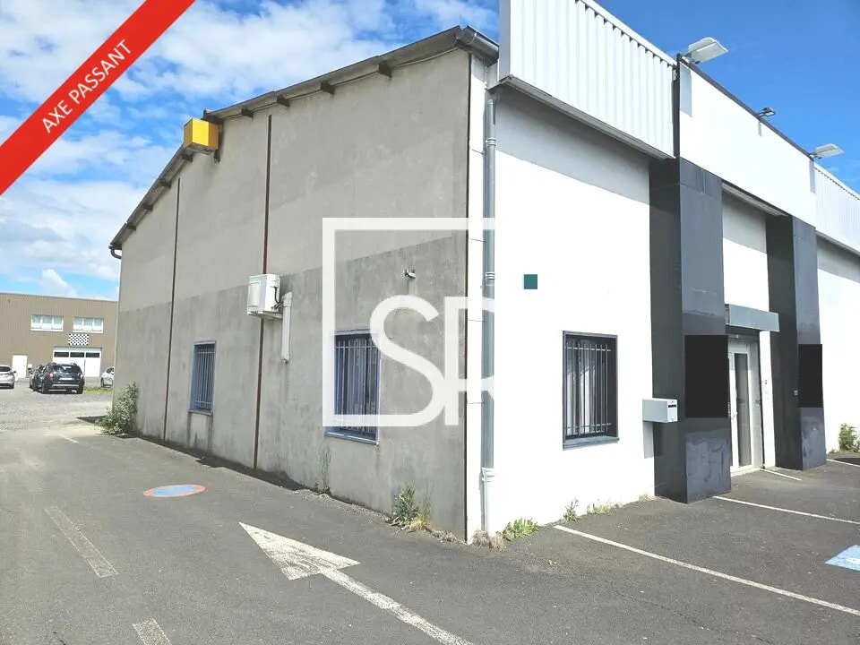 Location Commerce 335 m² - Photo 1