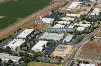 9985-9999 Emerald St, Boise, ID for rent Building Photo- Image 1 of 6