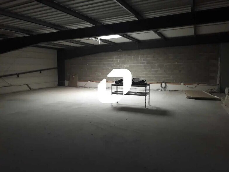 Office in Bordeaux to rent - Interior Photo - Image 3 of 4