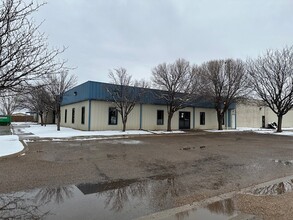 4100 Republic Ave, Amarillo, TX for rent Building Photo- Image 1 of 12