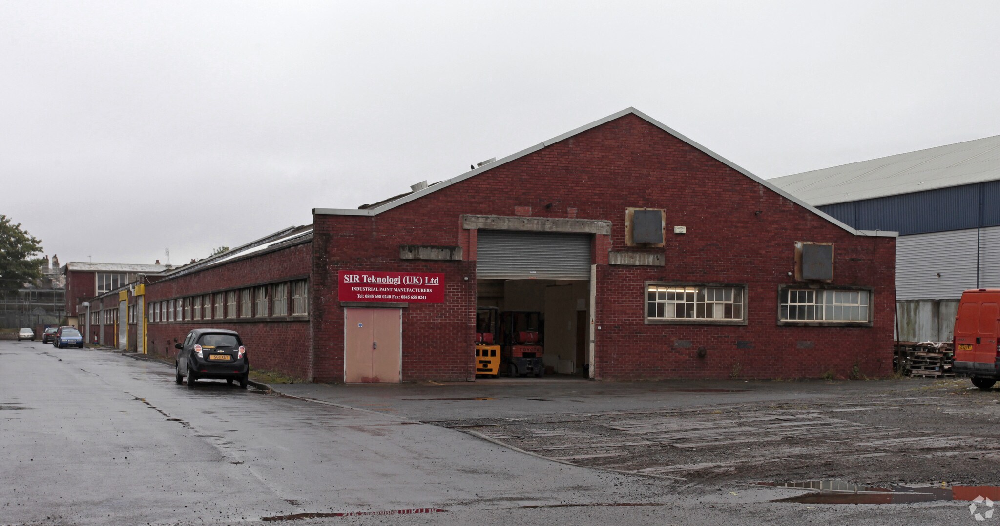 Porterfield Rd, Renfrew for sale Primary Photo- Image 1 of 1