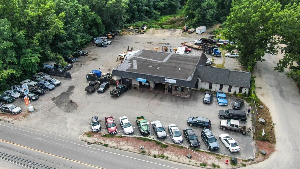 575 Wauregan Rd, Danielson, CT for sale - Building Photo - Image 1 of 1