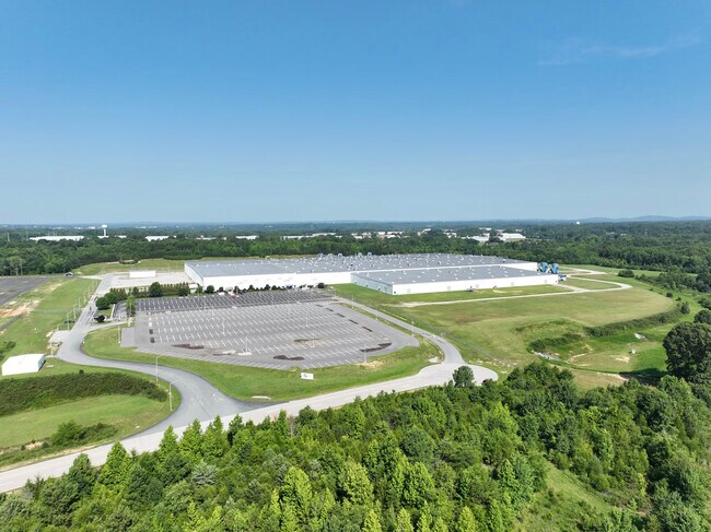 More details for 100 Morgan Olson Way, Ringgold, VA - Industrial to Rent