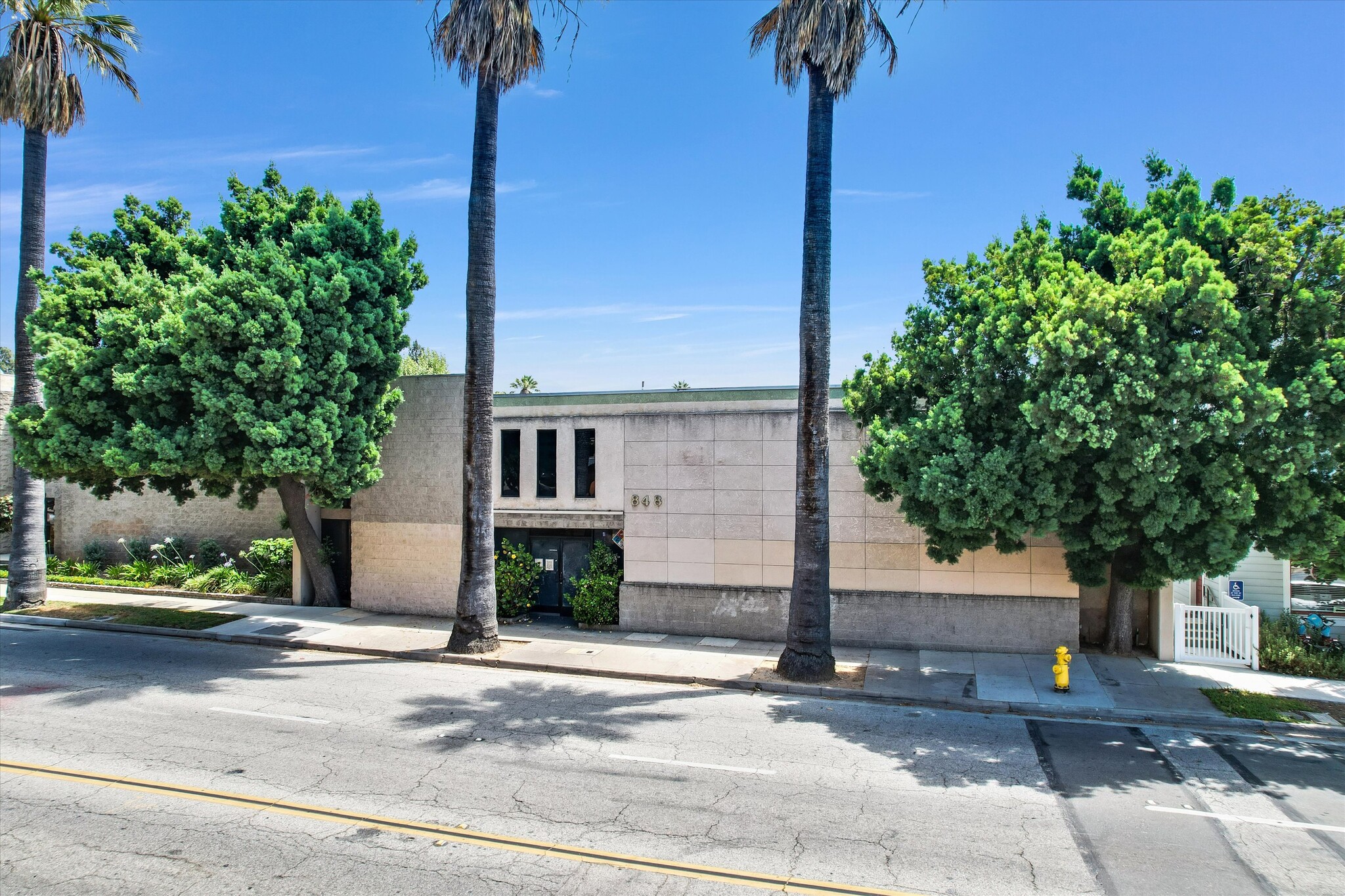 848 N Fair Oaks Ave, Pasadena, CA for sale Building Photo- Image 1 of 6