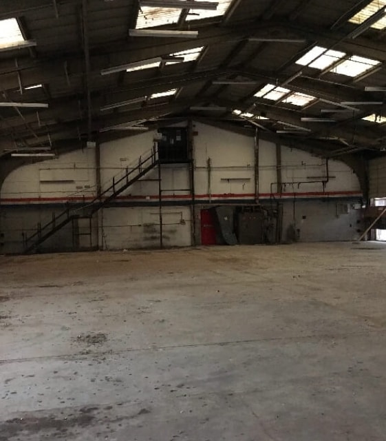 Stirling Way, Borehamwood for sale Primary Photo- Image 1 of 1