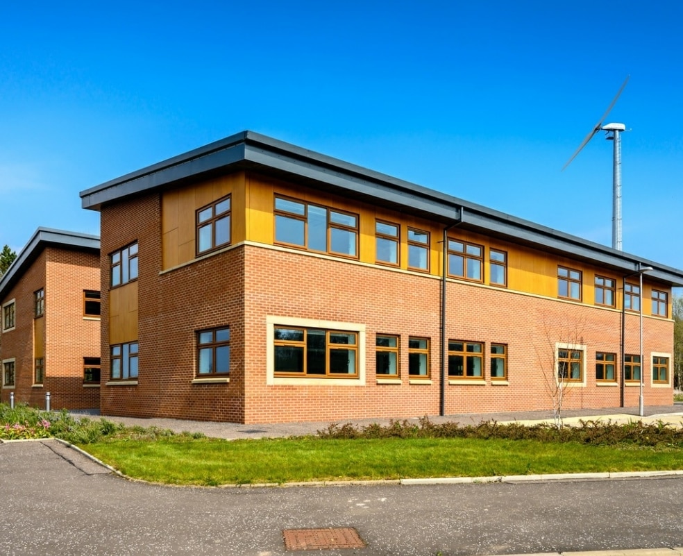 Annick Rd, Irvine to rent Primary Photo- Image 1 of 26