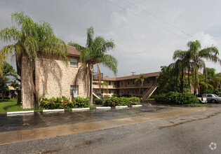 50 SE 12th St, Fort Lauderdale, FL for sale Building Photo- Image 1 of 1