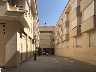 More details for Avenida Fuenlabrada, 79, Leganés - Retail to Rent