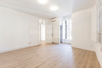 Office in Barcelona, Barcelona to rent Interior Photo- Image 1 of 42