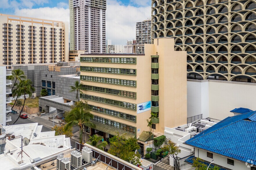 307 Lewers St, Honolulu, HI for rent - Primary Photo - Image 1 of 5