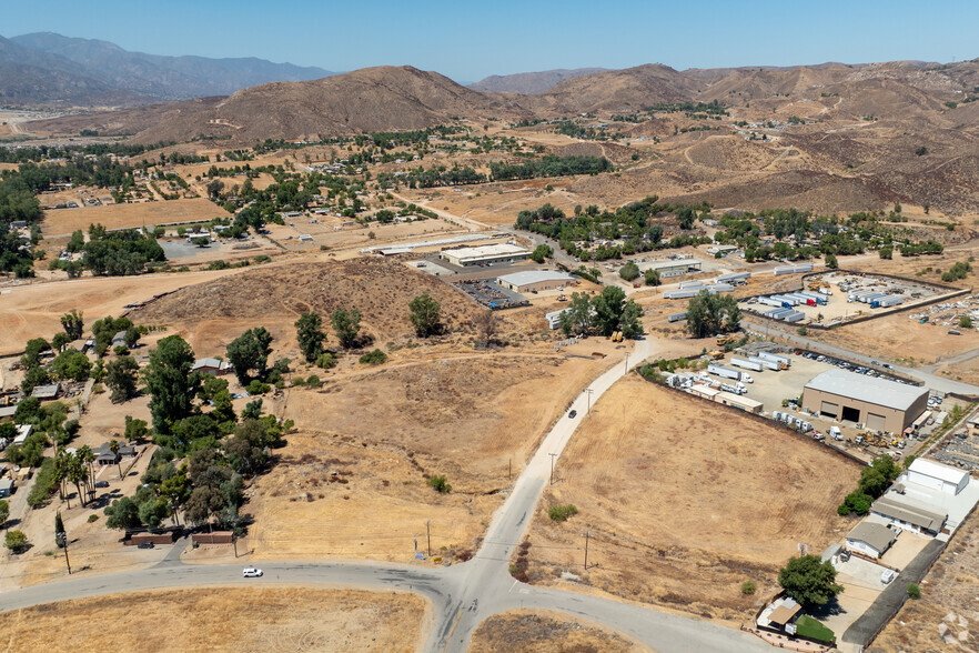 El Toro Cut Off Rd, Lake Elsinore, CA for sale - Building Photo - Image 3 of 19