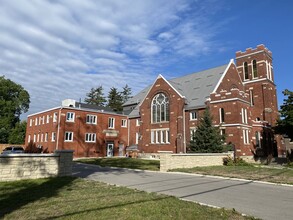 1061 Richmond St, London, ON for sale Primary Photo- Image 1 of 12