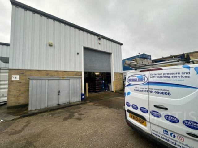 Park Farm Close, Folkestone for sale - Building Photo - Image 3 of 3