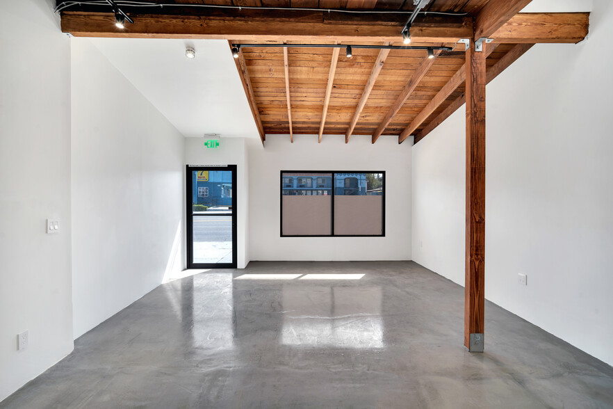 2426 Lincoln Blvd, Venice, CA for sale - Building Photo - Image 1 of 1