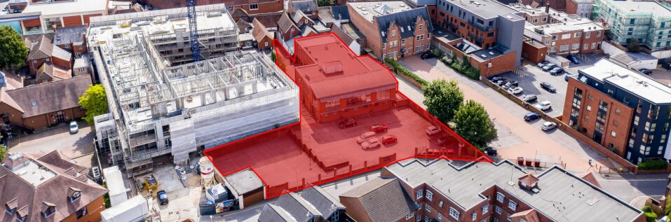 17 Bartholomew St, Newbury for sale Building Photo- Image 1 of 1