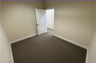 1201 19th Pl, Vero Beach, FL to rent Building Photo- Image 2 of 8