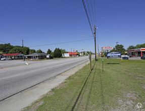 Chesterfield Hwy, Cheraw, SC for sale Primary Photo- Image 1 of 1