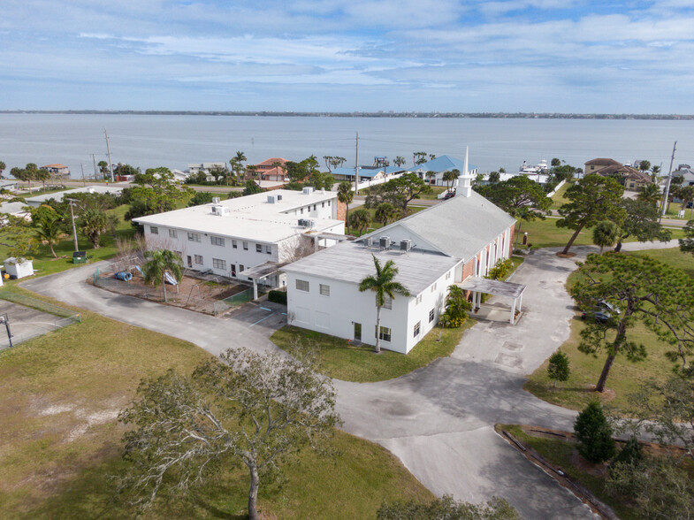 2711 N Harbor City Blvd, Melbourne, FL for sale - Building Photo - Image 3 of 18