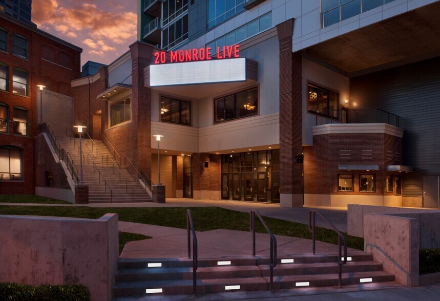 11 Ottawa Ave NW, Grand Rapids 49503 UK