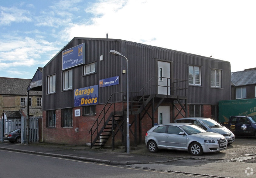 3 Grafton St, High Wycombe for sale - Primary Photo - Image 1 of 1