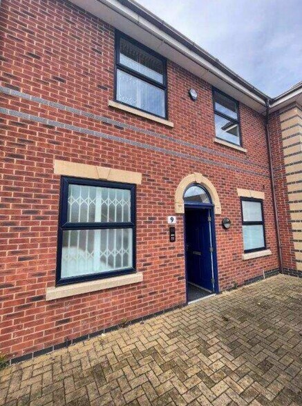 Cartwright Ct, Huddersfield for sale - Building Photo - Image 1 of 1