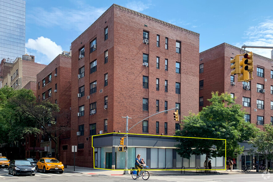 830-840 Ninth Ave, New York, NY for sale - Building Photo - Image 1 of 1