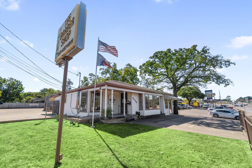 6436 Meadowbrook Dr, Fort Worth, TX for sale - Building Photo - Image 1 of 40