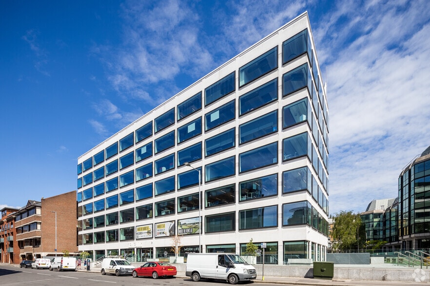 33 Kings Rd, Reading to rent - Building Photo - Image 2 of 36