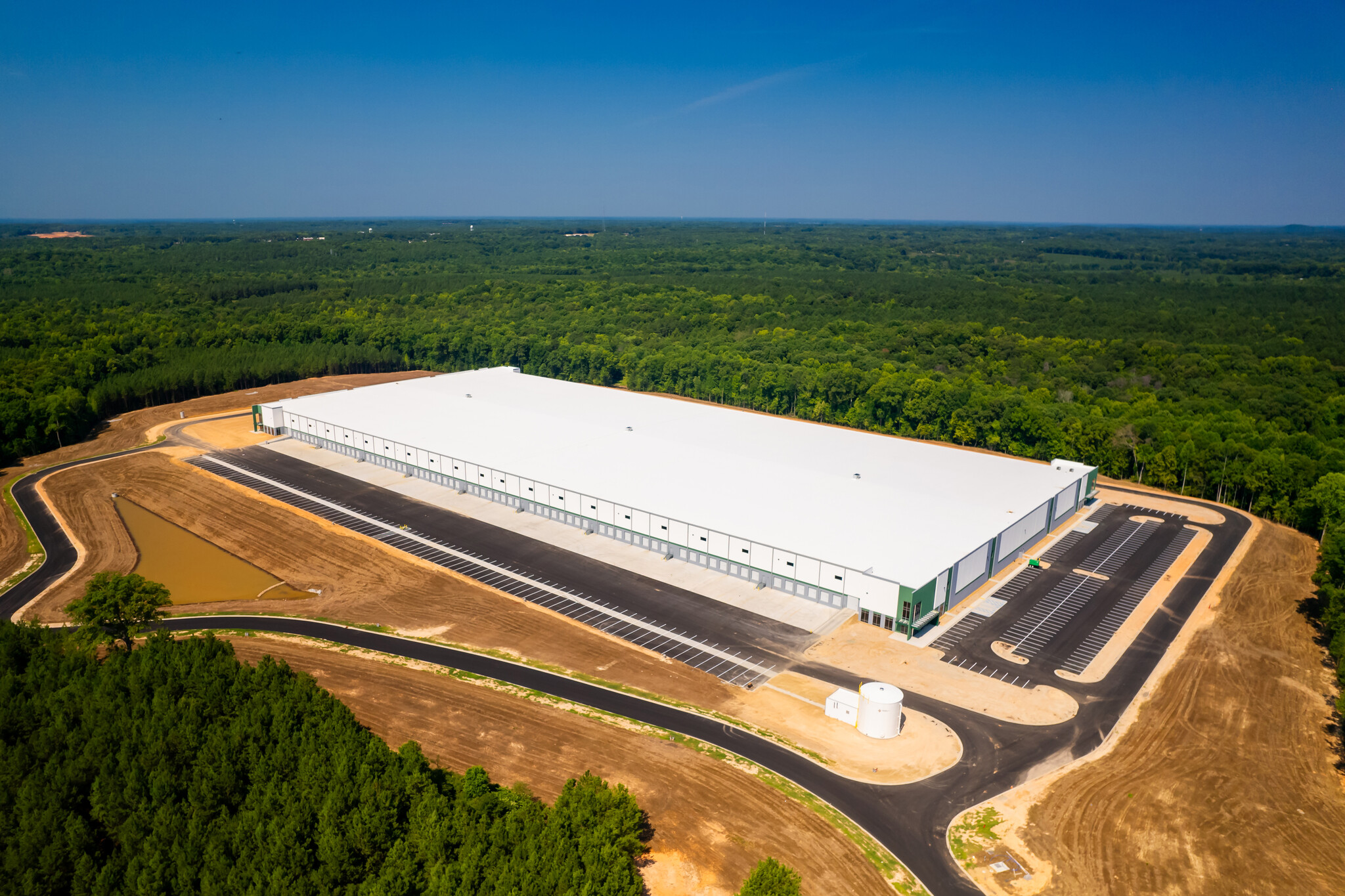 Hunter Industrial Park, Laurens, SC for rent Building Photo- Image 1 of 8