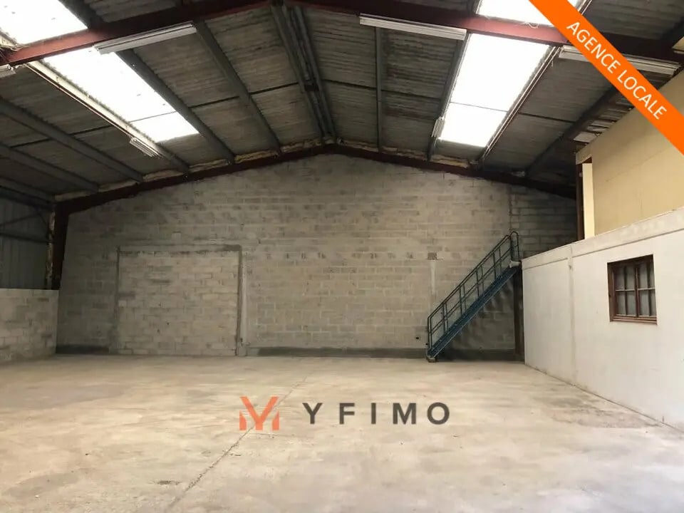 Vente Local d'activités 365 m² - Photo 1