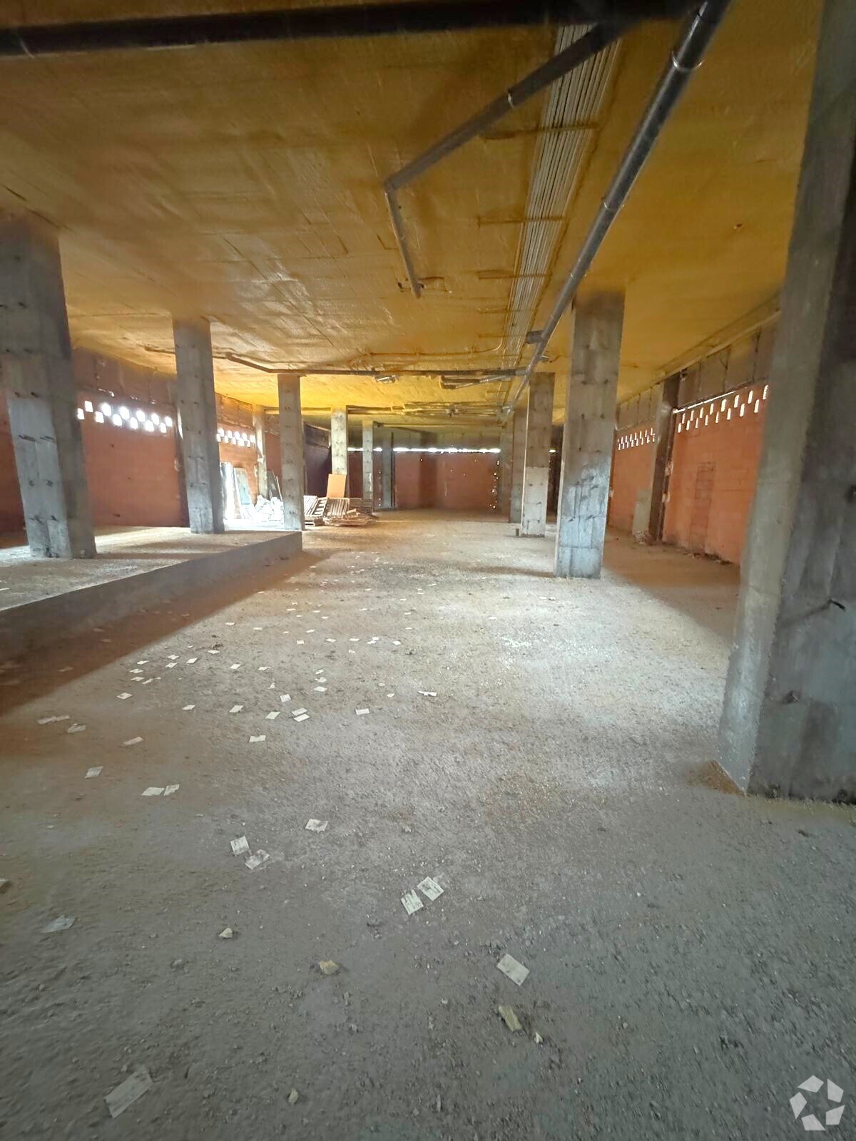 Retail in Azuqueca de Henares, Guadalajara to rent Interior Photo- Image 1 of 1