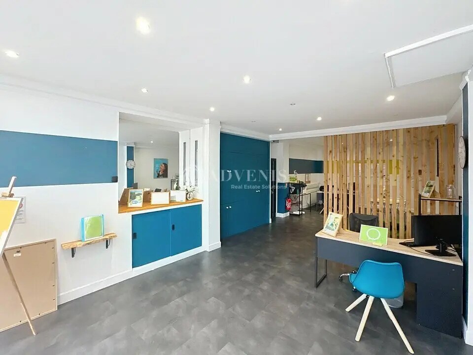 Location Commerce 63 m² - Photo 1