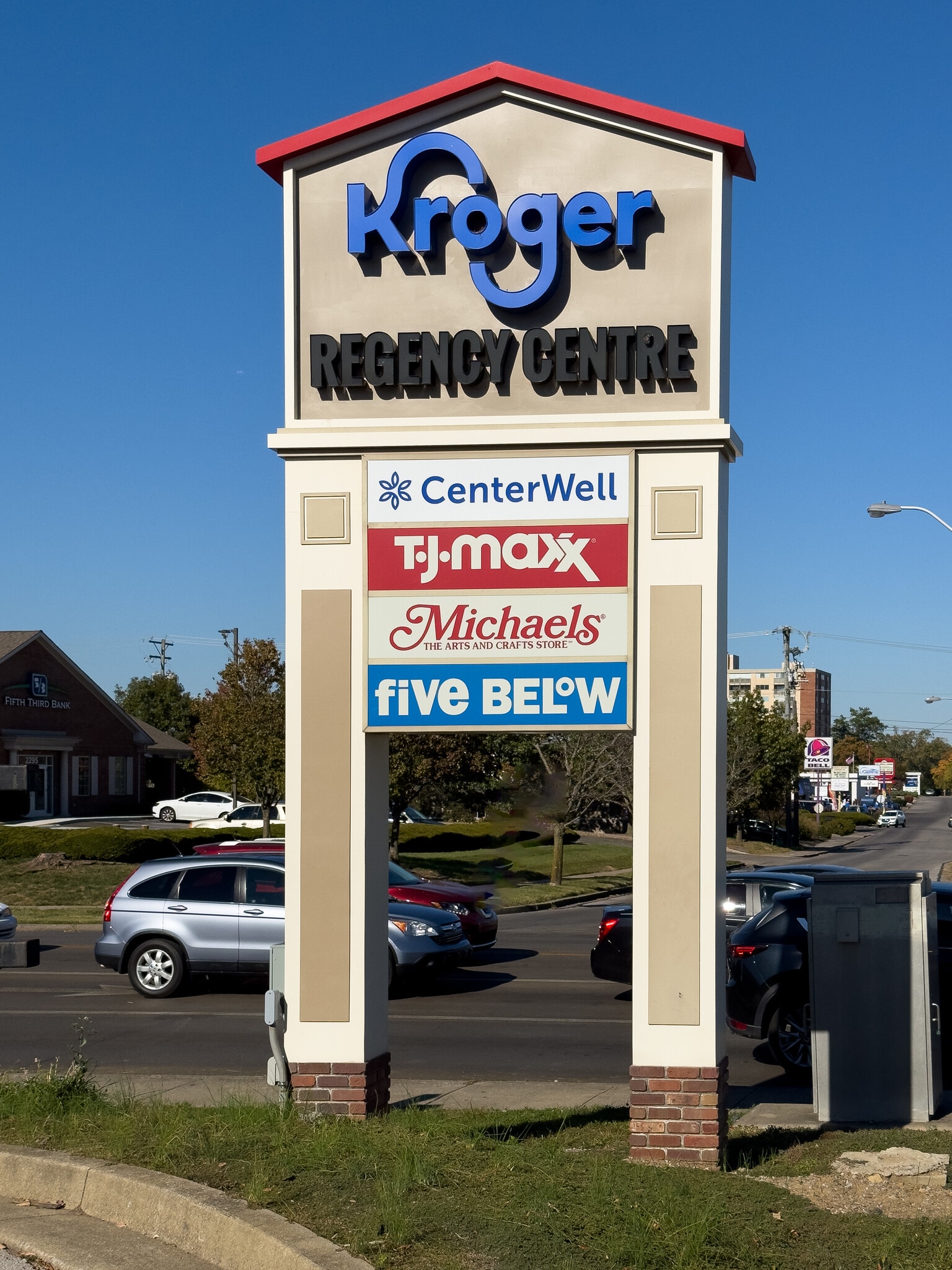 2307-2375 Nicholasville Rd, Lexington, KY to rent Building Photo- Image 1 of 32