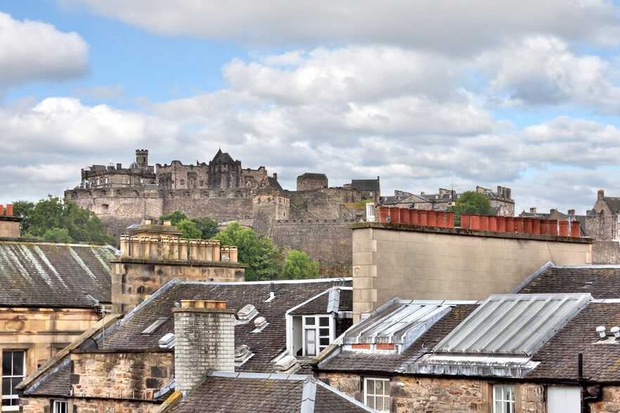18 George St, Edinburgh to rent - Building Photo - Image 3 of 7