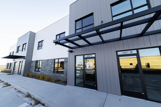 9235 Eastman Park Dr, Windsor, CO for rent Building Photo- Image 1 of 7