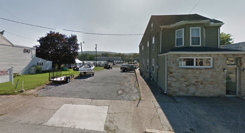 209 2nd St, Highspire, PA for sale - Primary Photo - Image 1 of 1