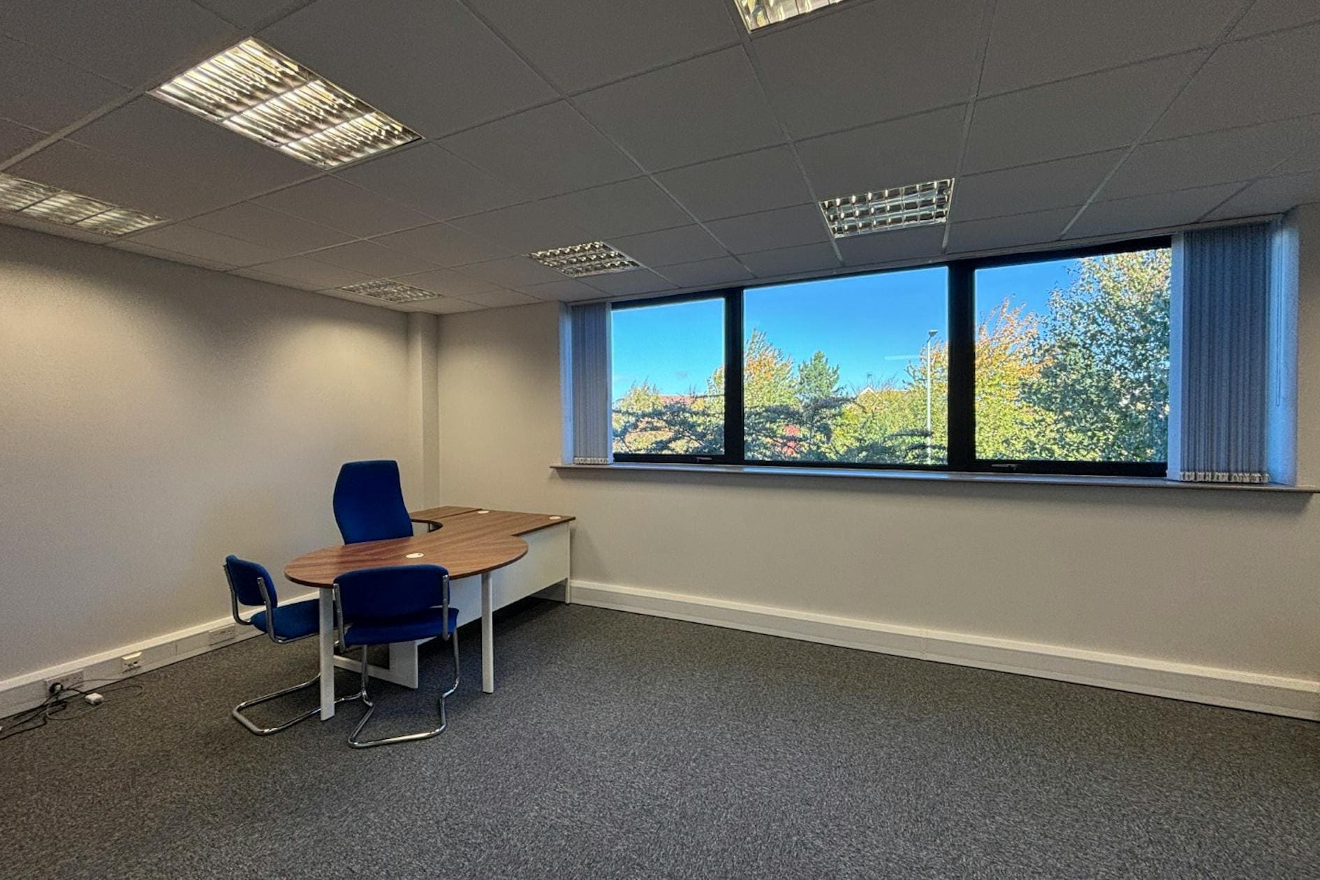 Skyliner Way, Bury St Edmunds to rent Interior Photo- Image 1 of 3