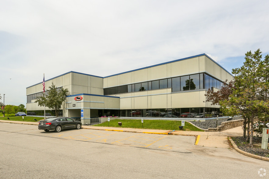 W6214 Aerotech Dr, Appleton, WI for sale - Building Photo - Image 1 of 1